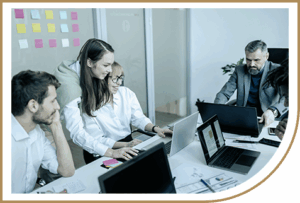 Leia mais sobre o artigo Liderança humana e o poder da vulnerabilidade e empatia nas organizações em tempos de inteligência artificial